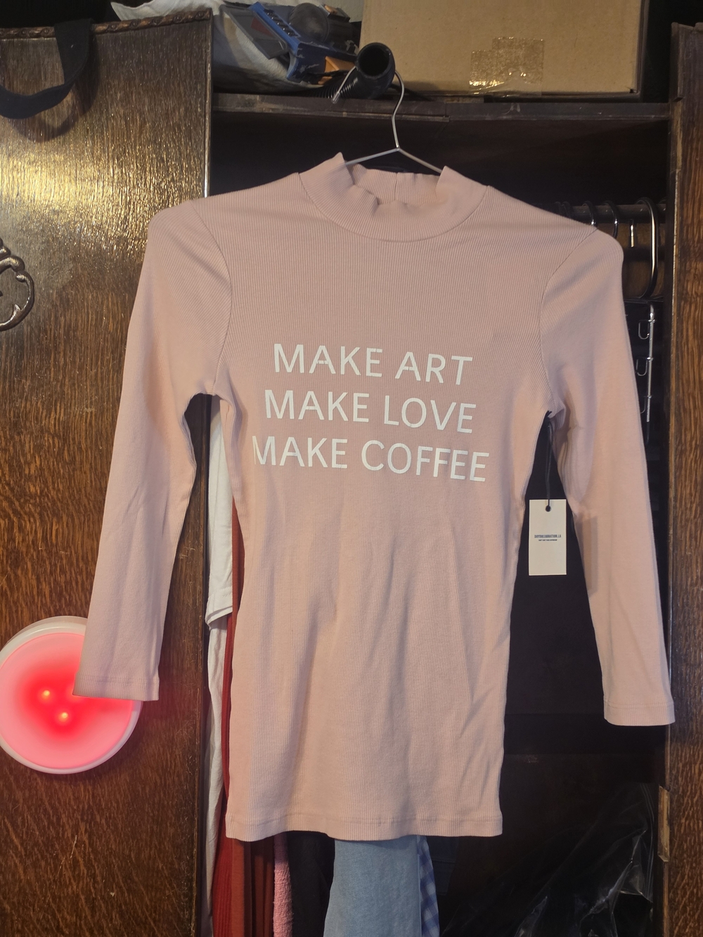 Daydream Nation LA pink graphic quarter-sleeve Tee